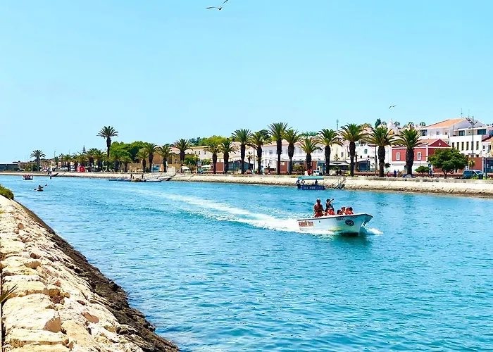 Apartment H&h Sea View Elegance: Modern Porto De Mos *