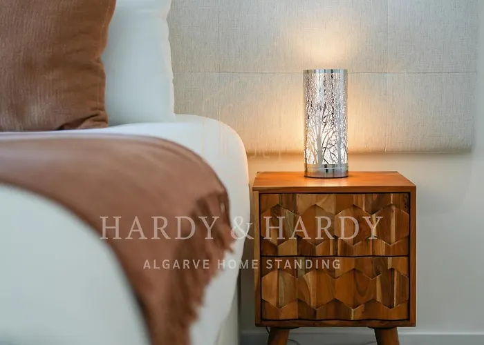H&h - Rare Modern & Elegant With Wonderful Sea Views, A Few Meters From Porto De Mos