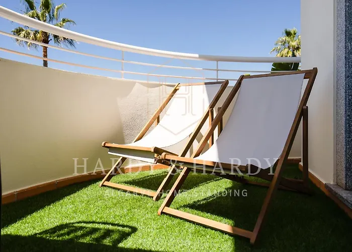 H&h - Rare Modern & Elegant With Wonderful Sea Views, A Few Meters From Porto De Mos 拉哥斯