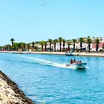 Apartmán H&h - Rare Modern & Elegant With Wonderful Sea Views, A Few Meters From Porto De Mos *